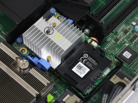 PowerEdge 12G R720(Xeon E5-2603/2GB/300GB)